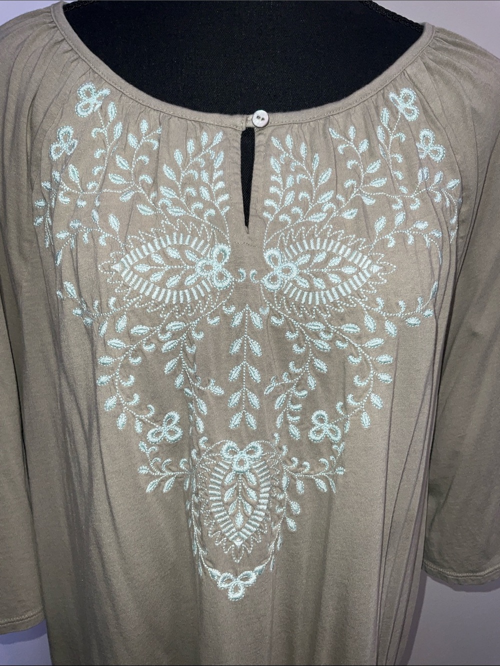 J. Jill Embroidered Boho Tunic Top, EUC - Picture 3 of 10